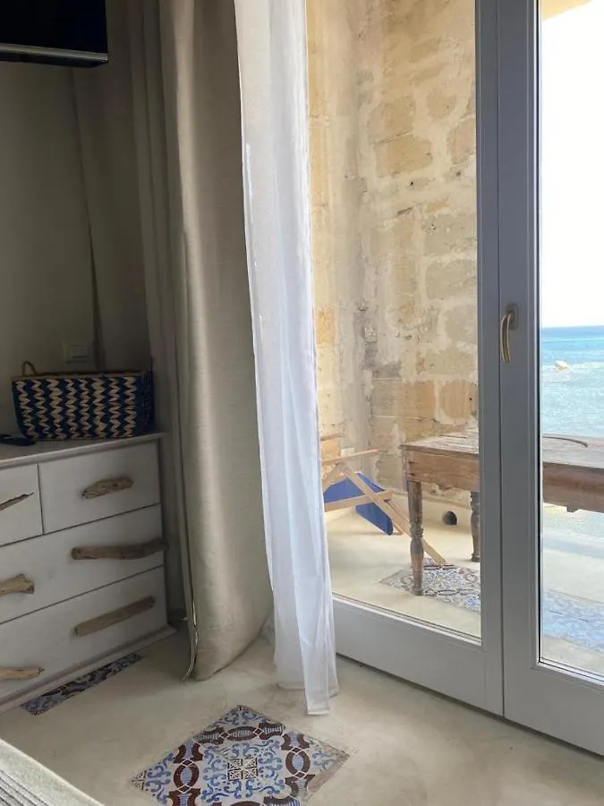Cielomare Apartments - Odissea Fisherman House Trapani 0*,